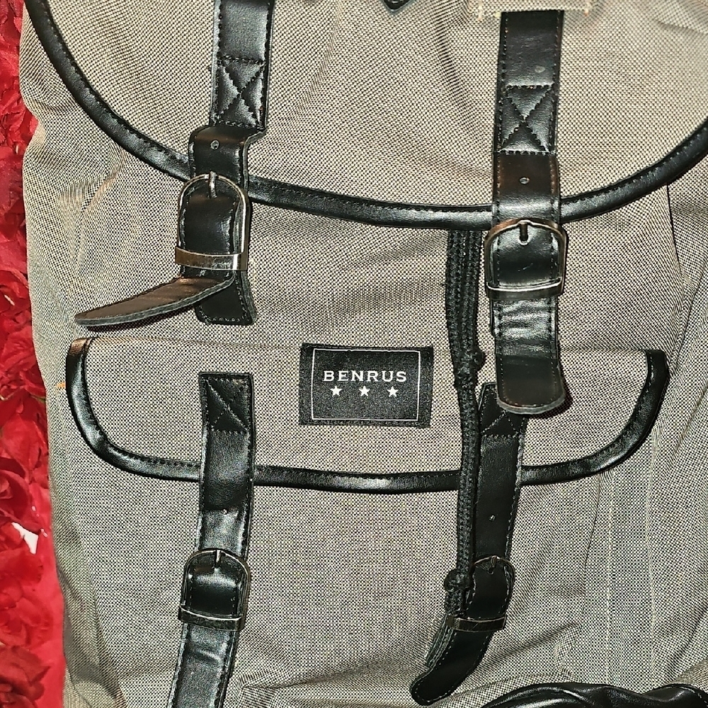 Black and Gray Men's Backpack